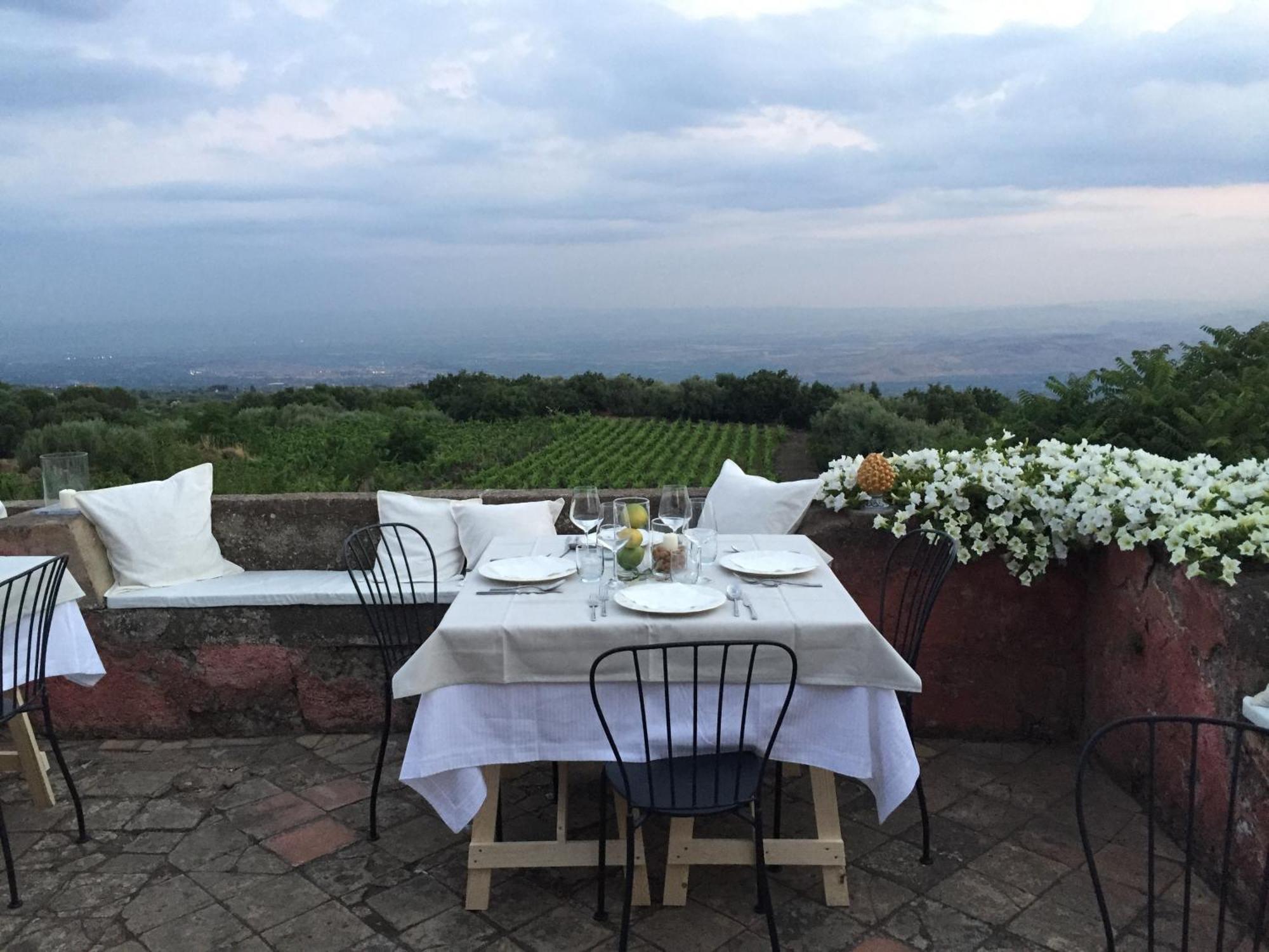 Podere Dell'etna Segreta - Essential Nature & Glamping Resort